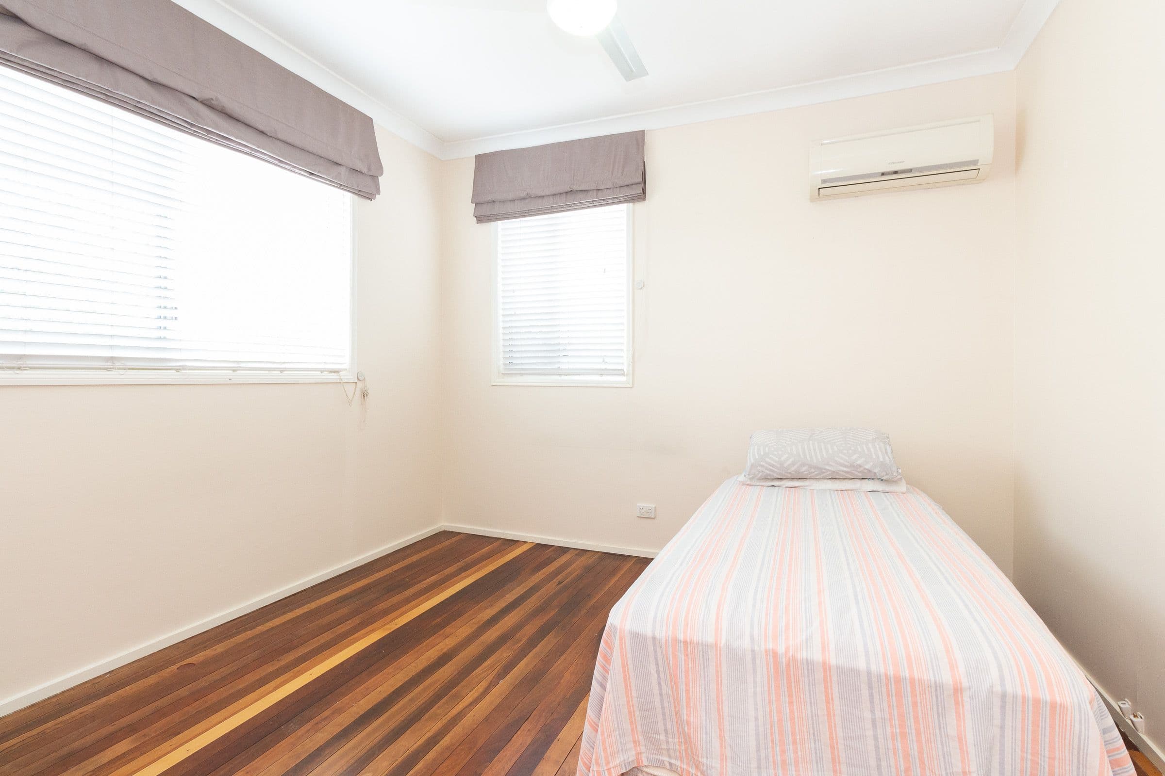 37 Old Logan Road, Gailes QLD 4300, Gailes - Thumbnail 8
