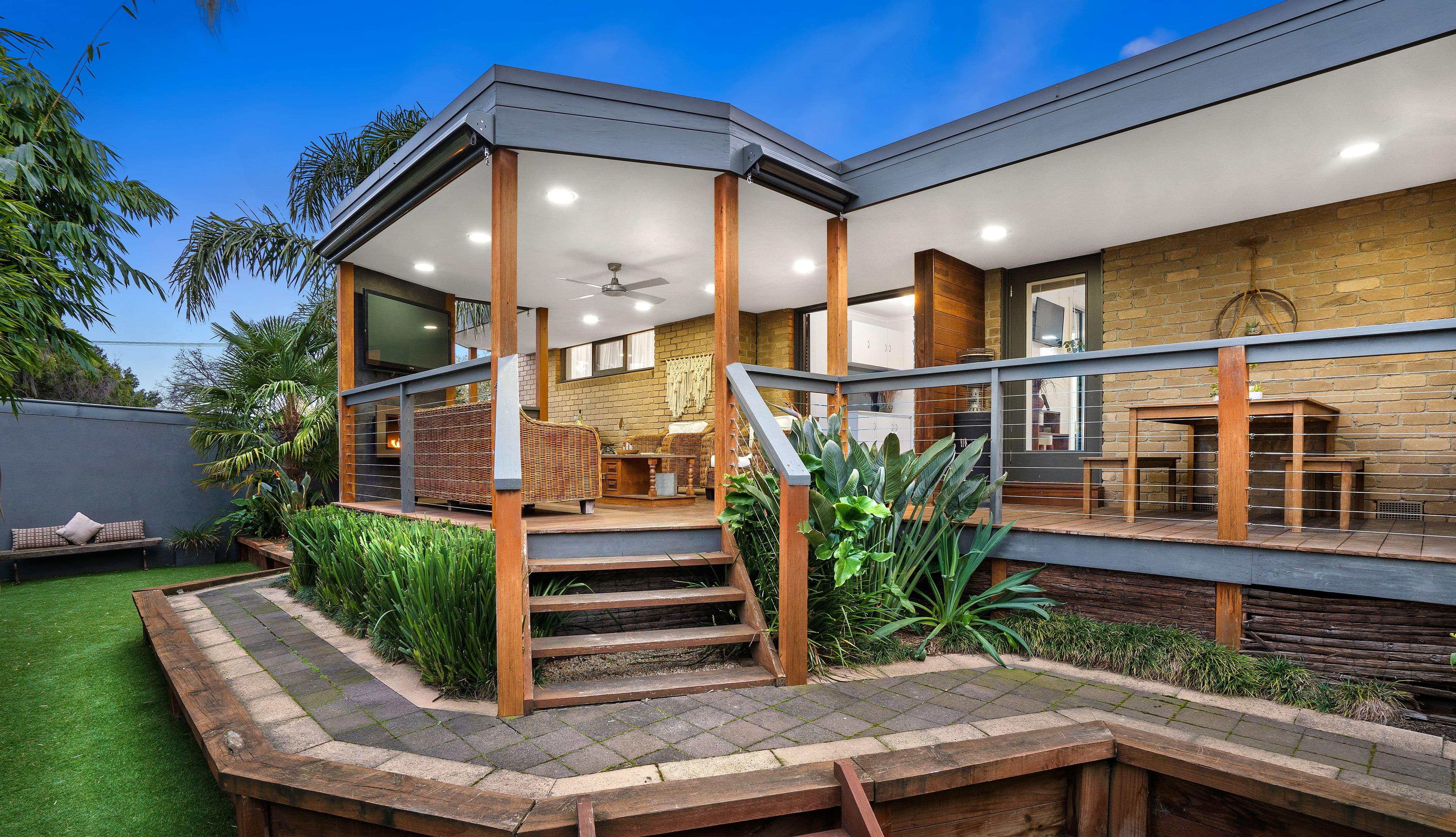 18 Jacqueline Road, Bundoora VIC 3083, Bundoora - Thumbnail 2