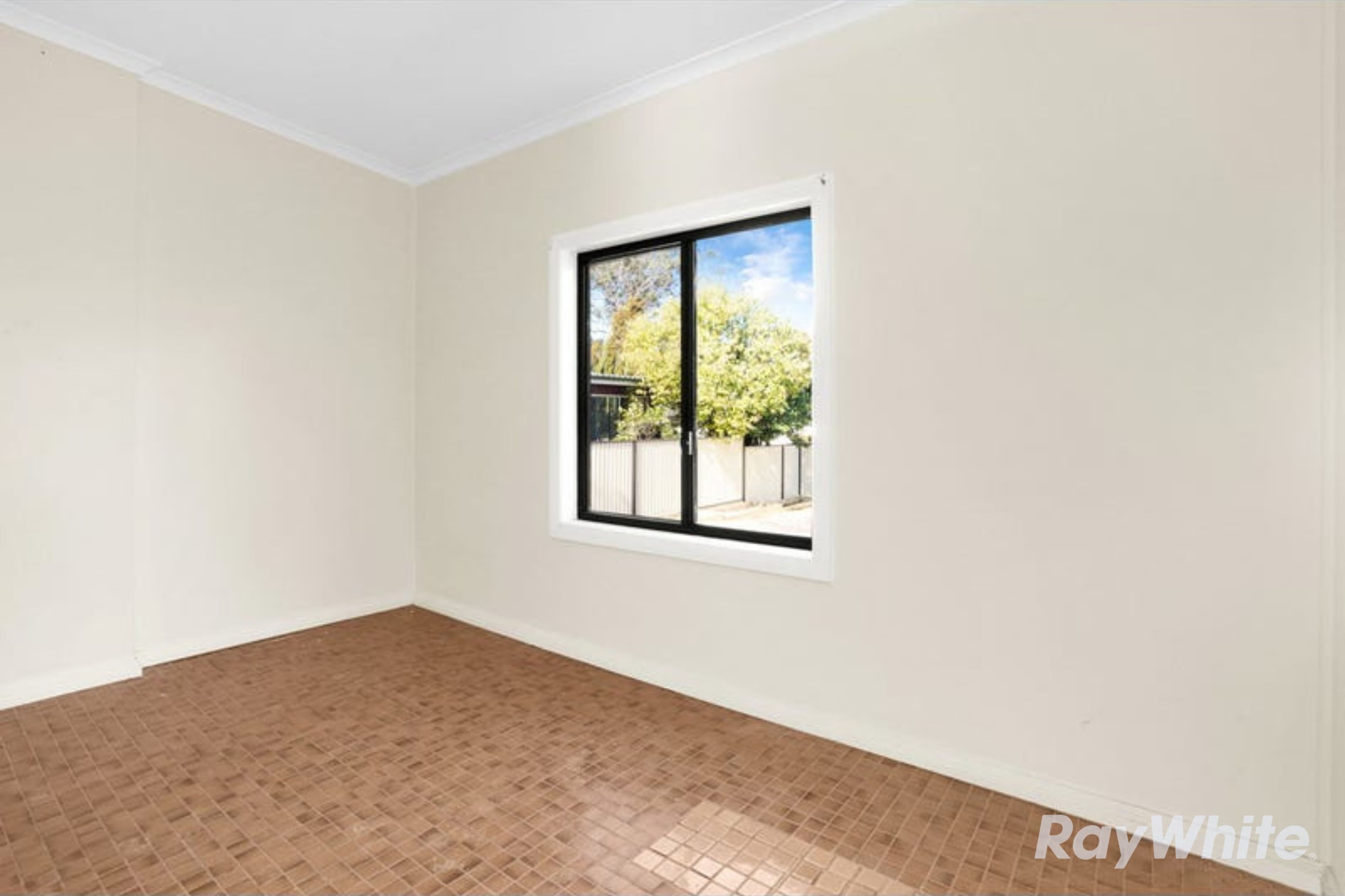 18 Frederick Street, Blacktown NSW 2148, Blacktown - Thumbnail 2