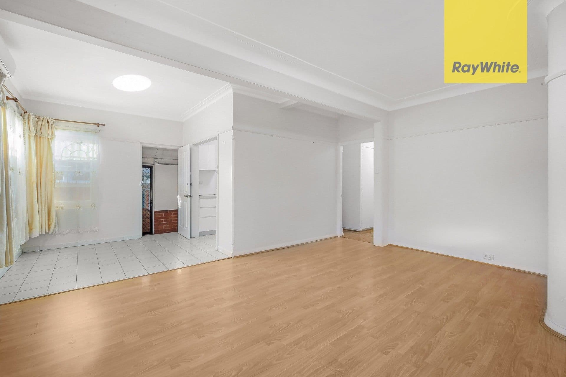 13 Gowrie Crescent, Westmead NSW 2145, Westmead - Thumbnail 4