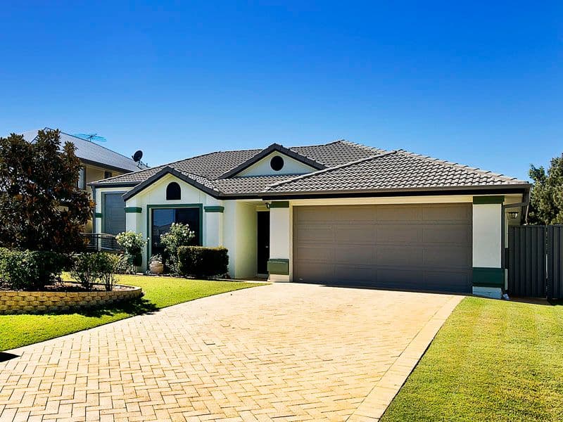 13 Skandia Court, NEWPORT QLD 4020, Newport - Image 1