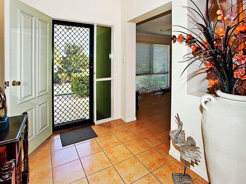 13 Skandia Court, NEWPORT QLD 4020, Newport - Thumbnail 2