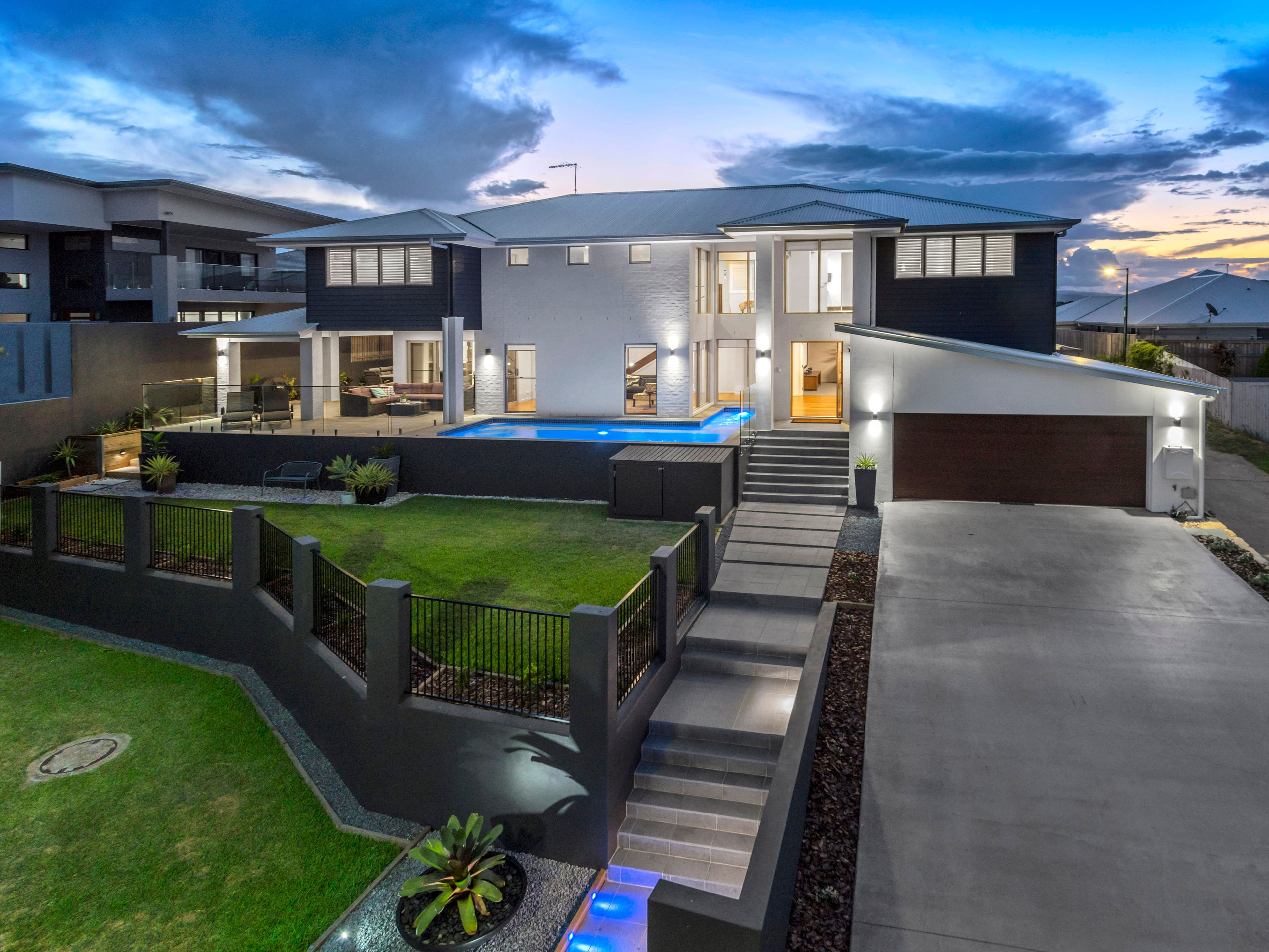 15 Leo Place, Bridgeman Downs QLD 4035, Bridgeman Downs - Image 1