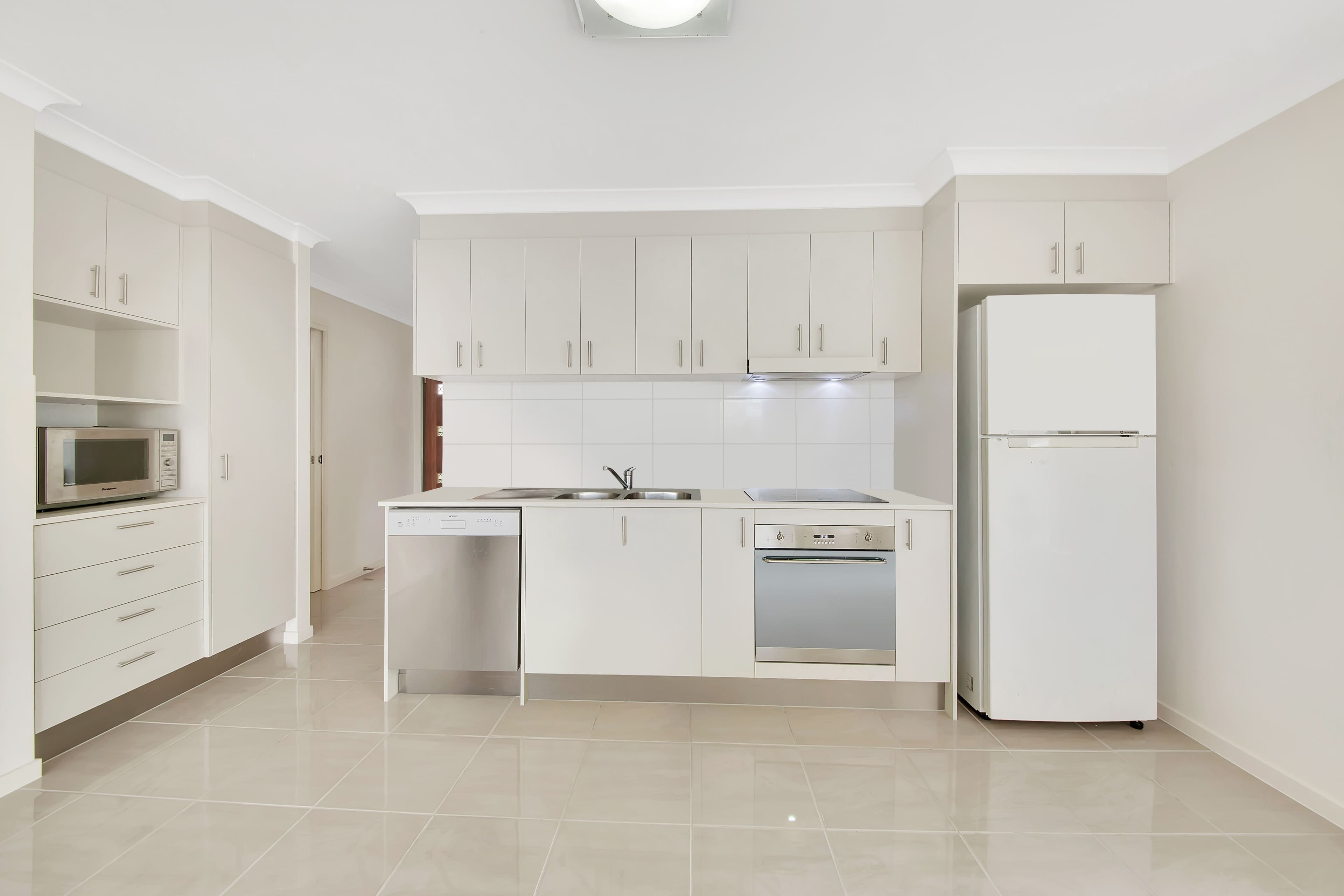 54 Harmony Drive, Clinton QLD 4680, Clinton - Thumbnail 3