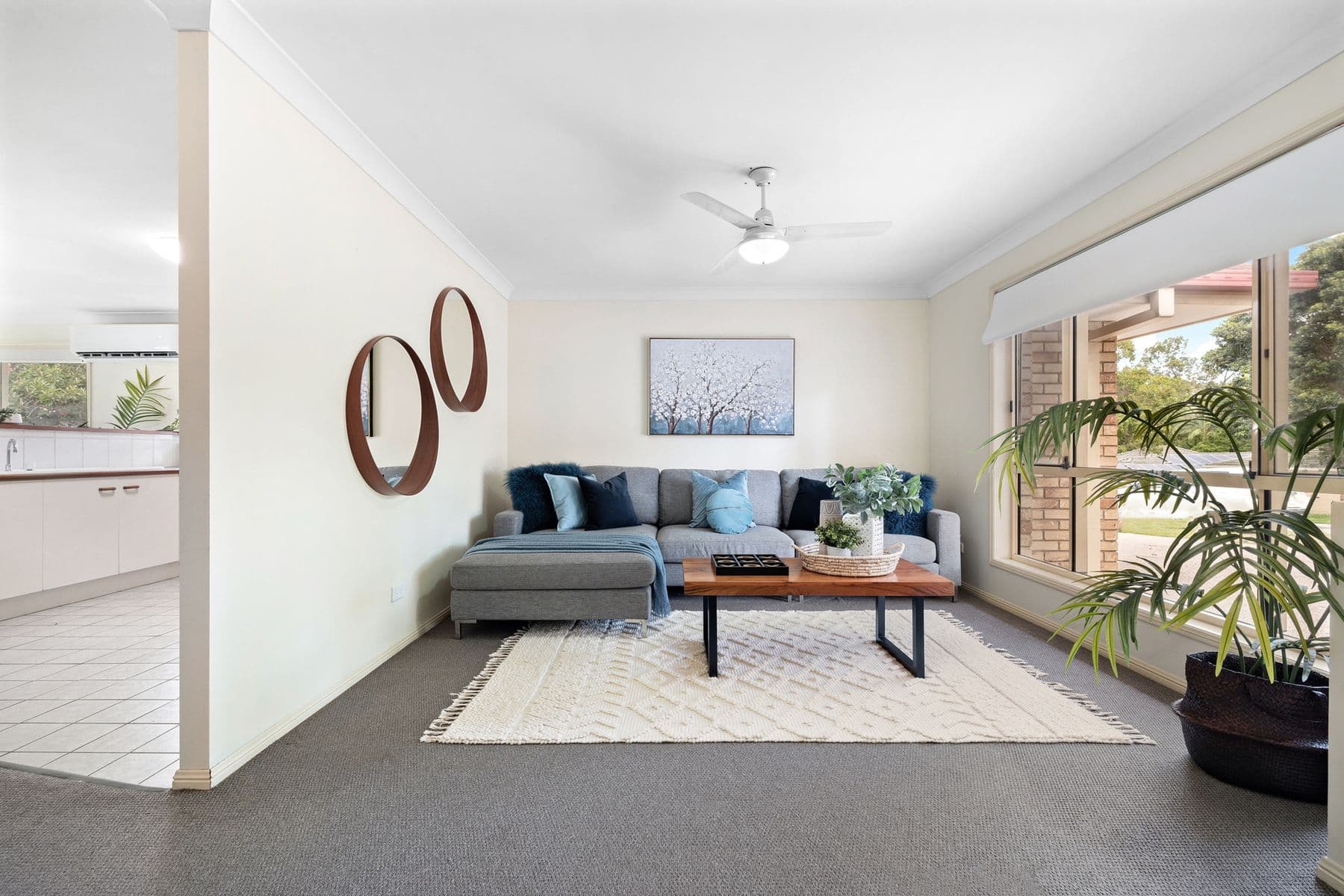11 Tenterfield Place, Forest Lake QLD 4078, Forest Lake - Thumbnail 2