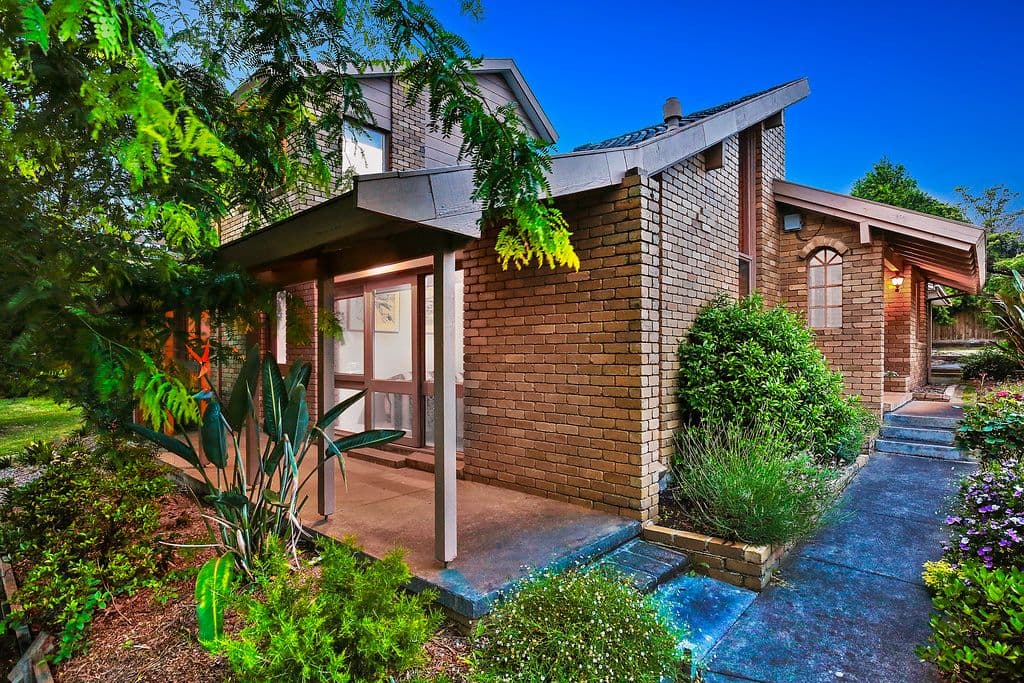 17 Coachmans Court, Chirnside Park VIC 3116, Chirnside Park - Thumbnail 2