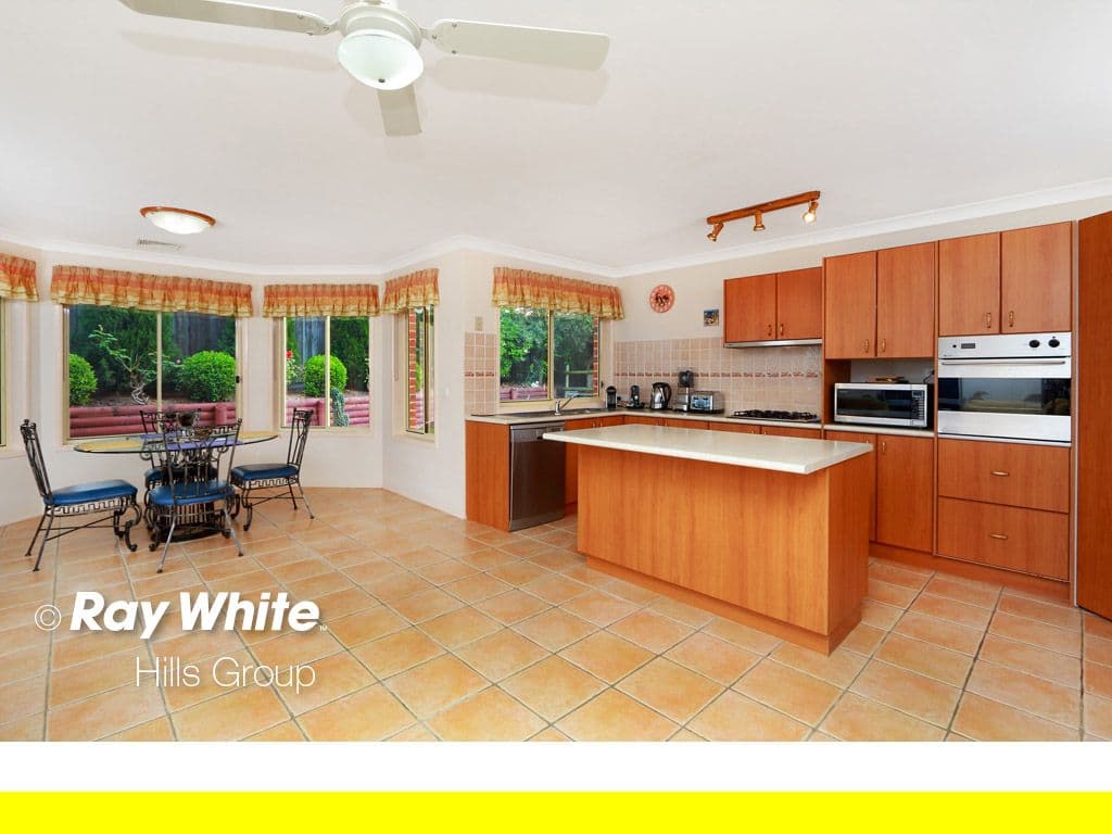 4 Balfour Avenue, BEAUMONT HILLS NSW 2155, Beaumont Hills - Thumbnail 2