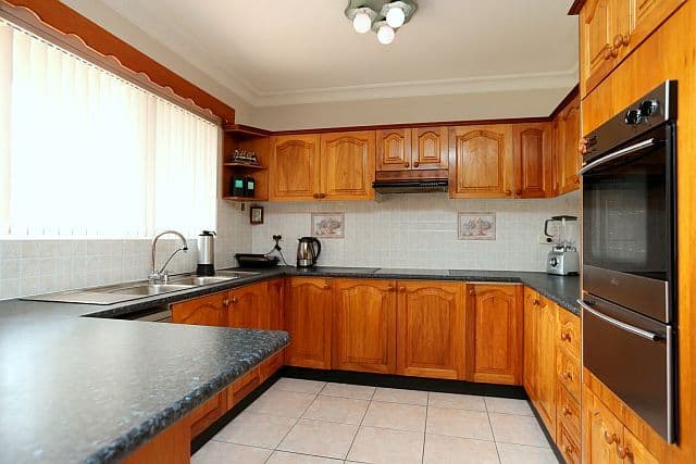 4 Wenke Crescent, YAGOONA NSW 2199, Yagoona - Thumbnail 3