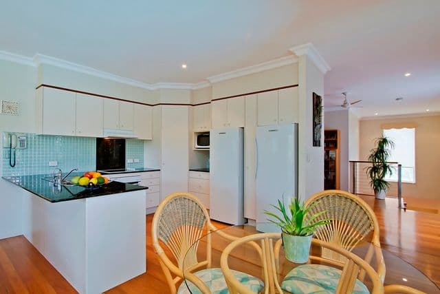 20 Tara Vista Boulevarde, HIGHLAND PARK QLD 4211, Highland Park - Thumbnail 5