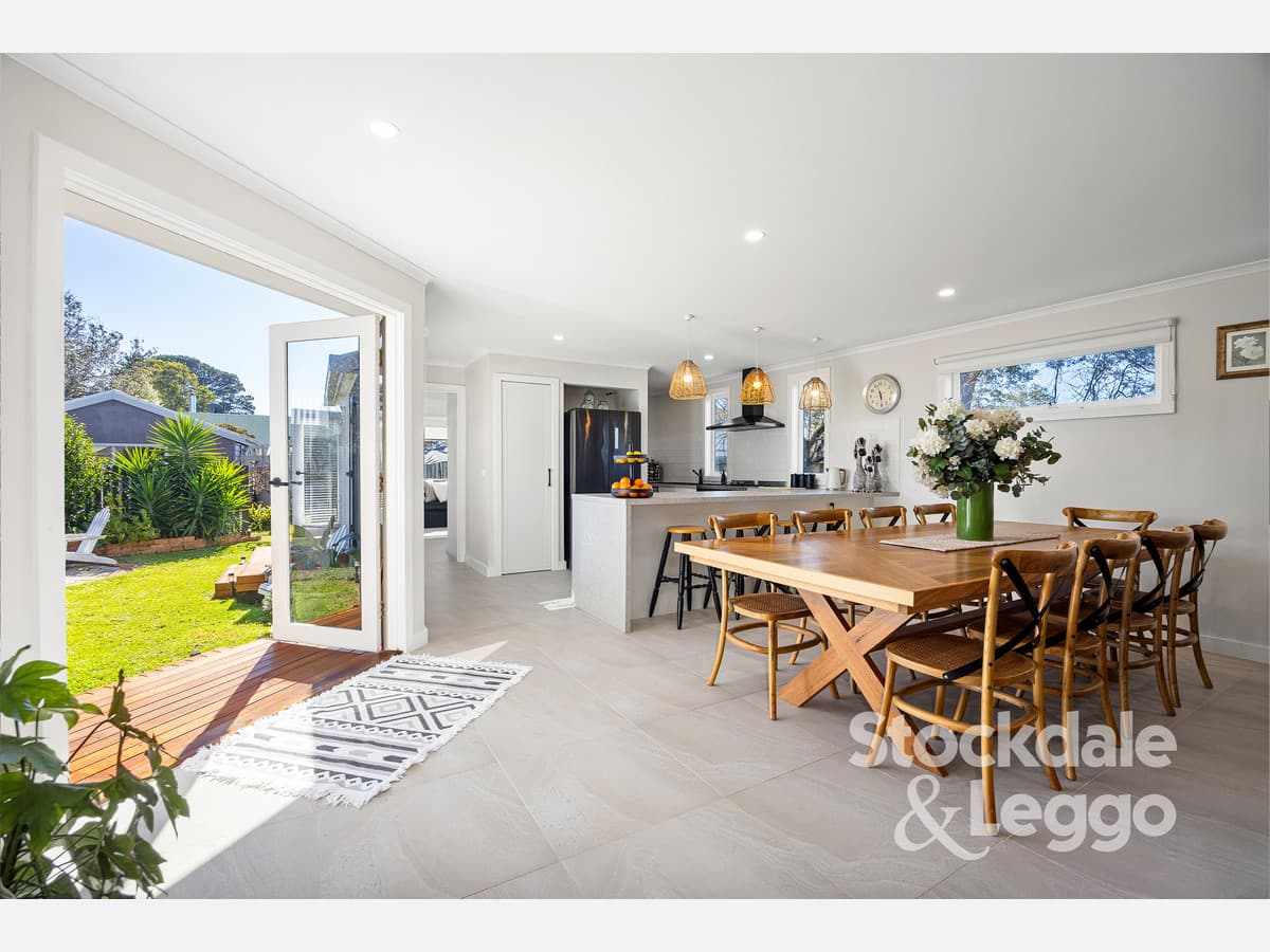 12 Russell Street, Tootgarook VIC 3941, Tootgarook - Thumbnail 3