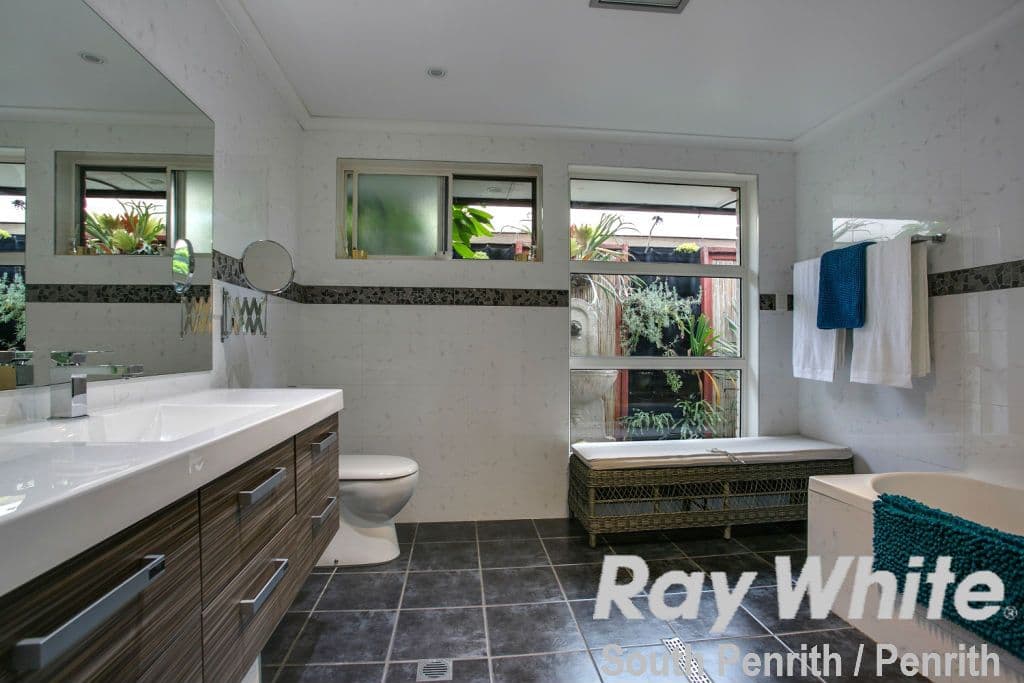 6 Tent Street, Kingswood - Thumbnail 6