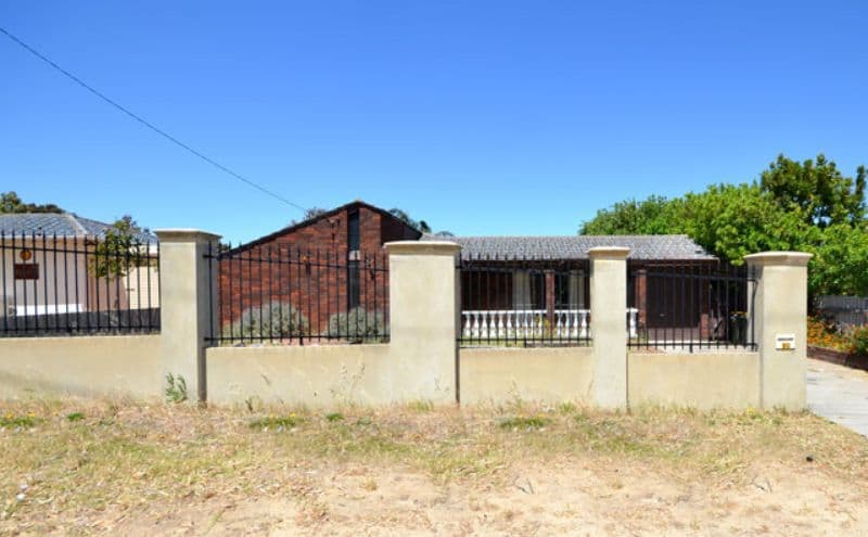 90 Girrawheen Avenue, GIRRAWHEEN WA 6064, Girrawheen - Thumbnail 3