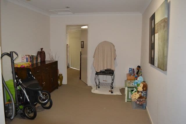 34 The Landings, UPPER COOMERA QLD 4209, Upper Coomera - Thumbnail 4