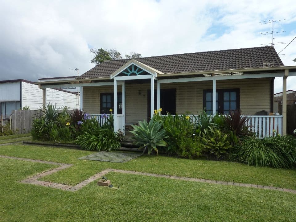 4 Kareela Road, WOONONA NSW 2517, Woonona - Thumbnail 2