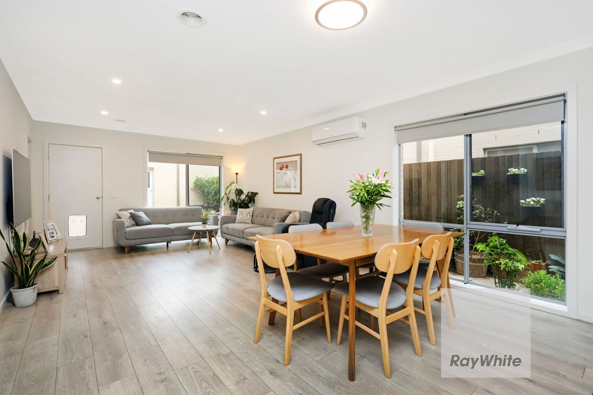 24 Brightside Walk, Westmeadows VIC 3049, Westmeadows - Thumbnail 3