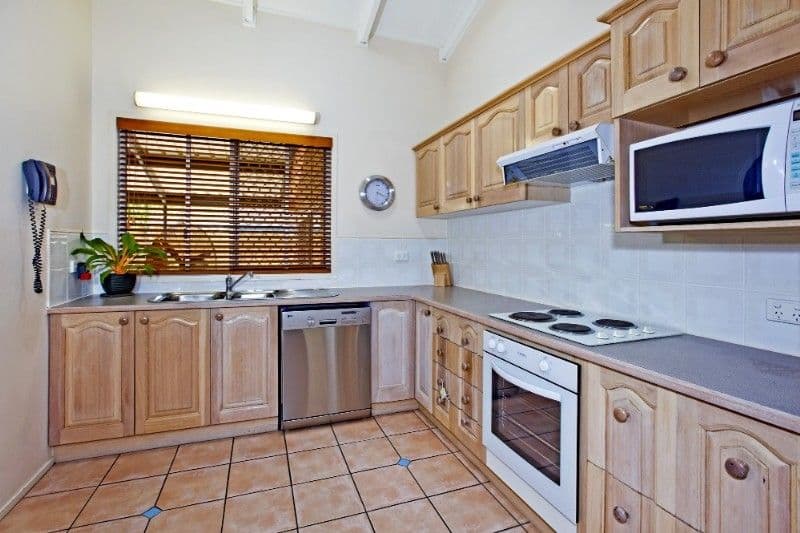 6 Sunset Street, ROCHEDALE SOUTH QLD 4123, Rochedale South - Thumbnail 4