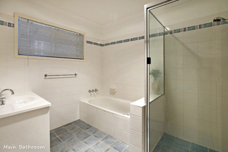 6 Sunset Street, ROCHEDALE SOUTH QLD 4123, Rochedale South - Thumbnail 8