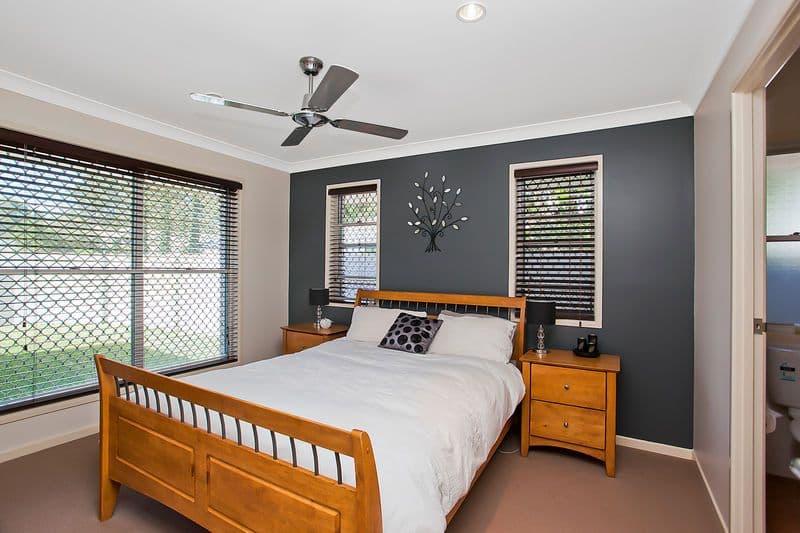 57 Seville Circuit, BURLEIGH WATERS QLD 4220, Burleigh Waters - Thumbnail 7