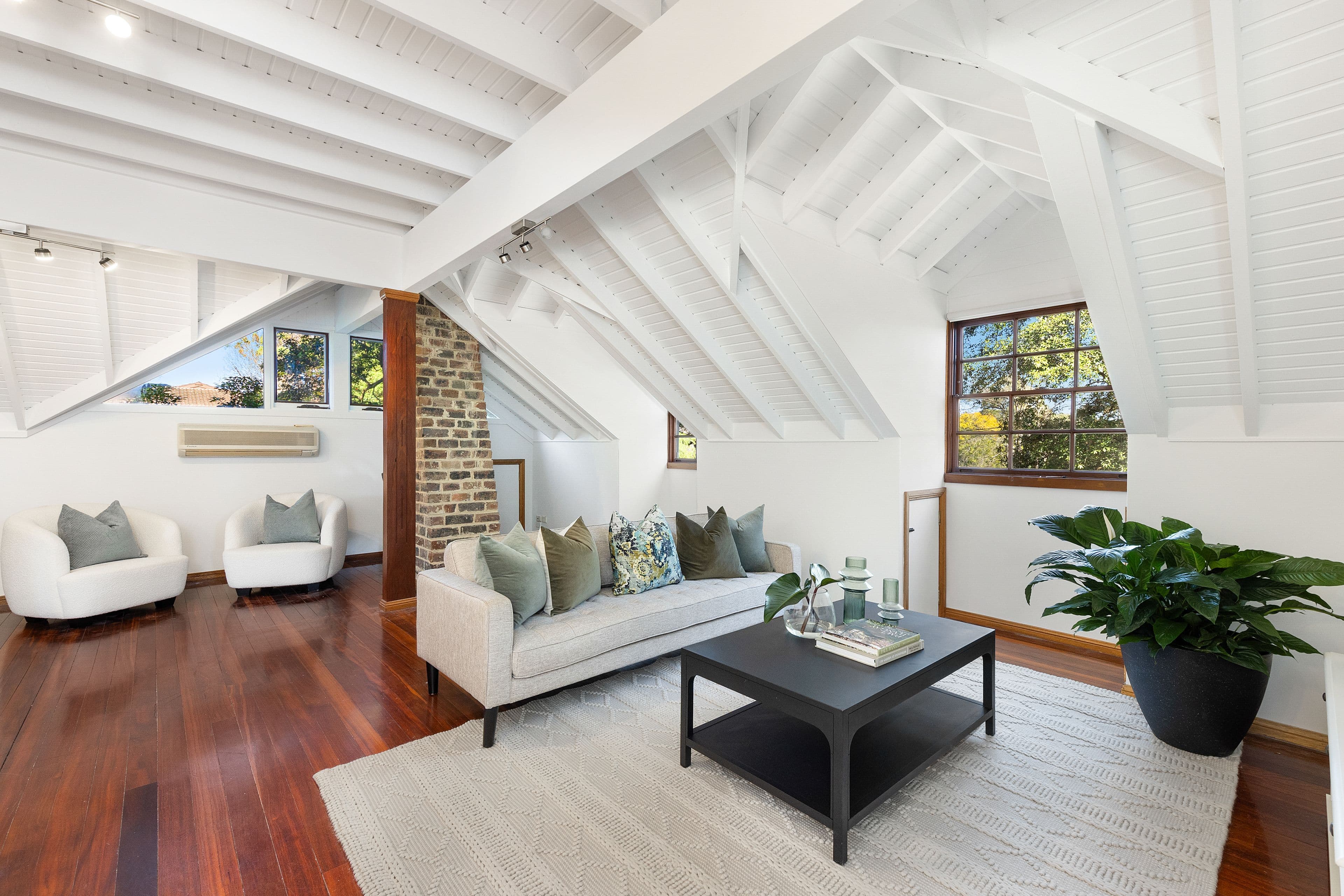 29 Warrimoo Avenue, St Ives NSW 2075, St Ives - Thumbnail 2
