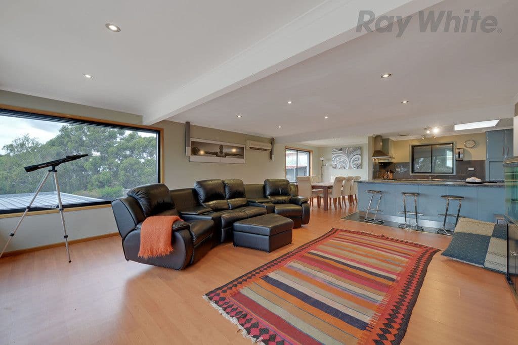27 Diamond Drive, Blackmans Bay TAS 7052, Blackmans Bay - Thumbnail 2