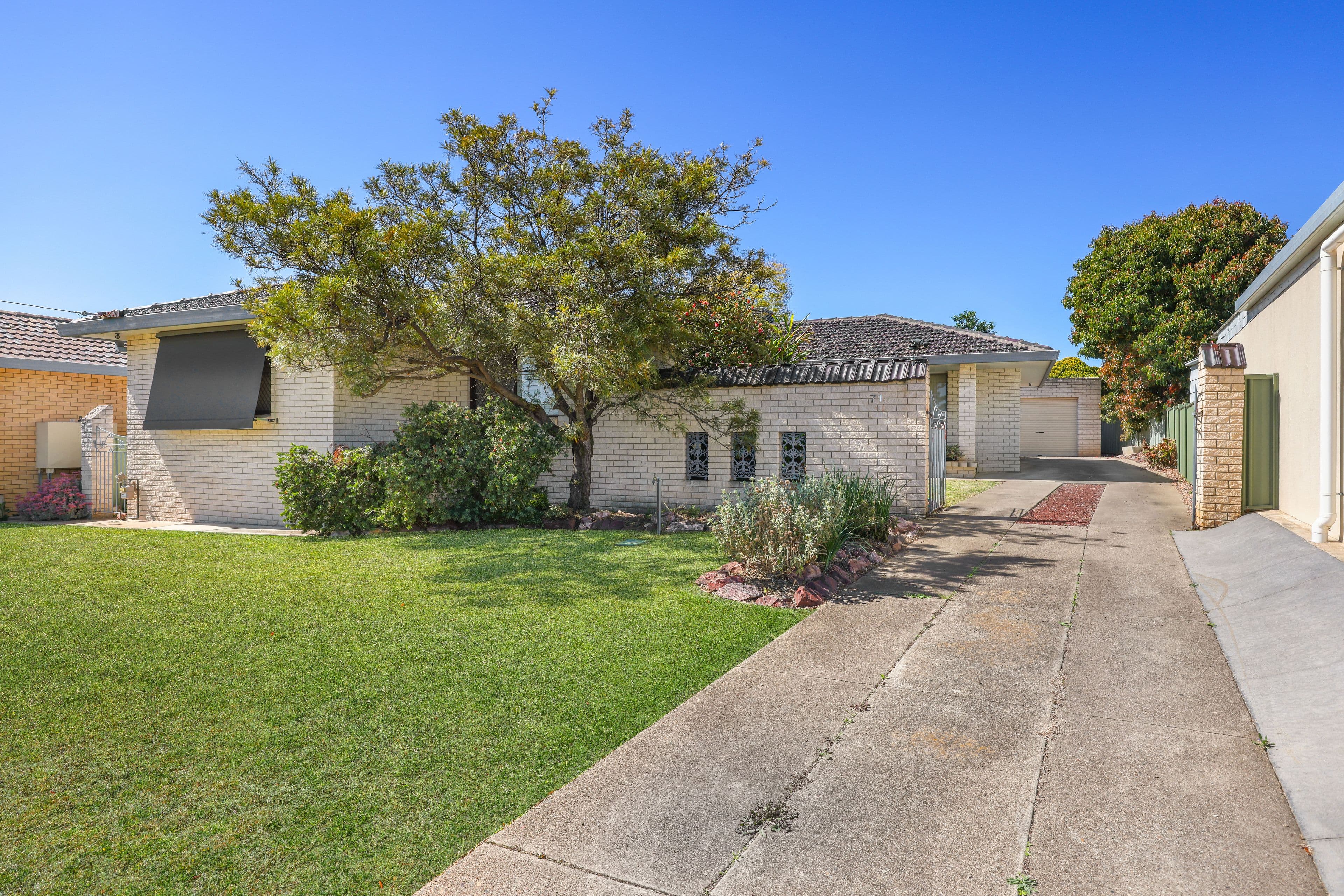 71 Garden Street, Tamworth NSW 2340, South Tamworth - Thumbnail 2