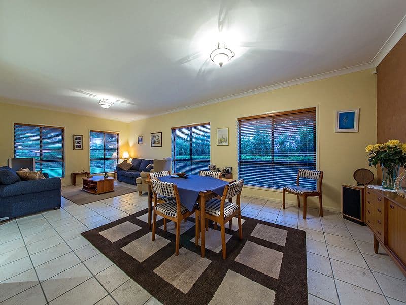 6 Red Gum Place, MOUNT GRAVATT EAST QLD 4122, Mount Gravatt East - Thumbnail 2