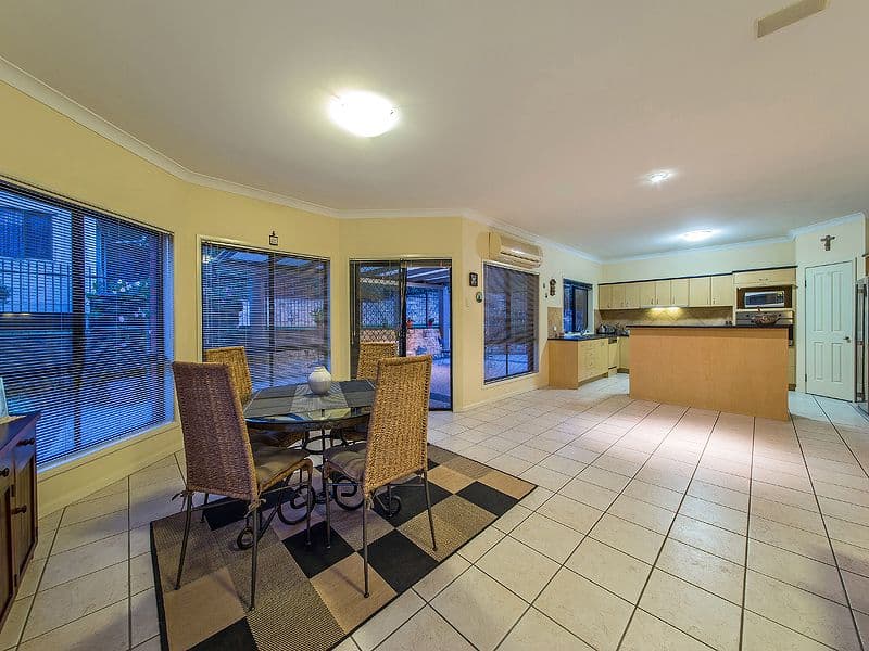 6 Red Gum Place, MOUNT GRAVATT EAST QLD 4122, Mount Gravatt East - Thumbnail 3