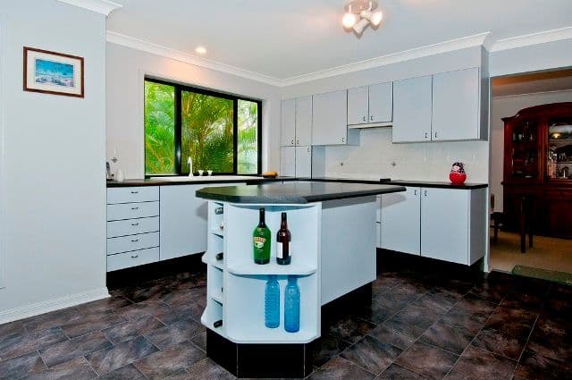 14 Manning Street, MOUNT WARREN PARK QLD 4207, Mount Warren Park - Thumbnail 3