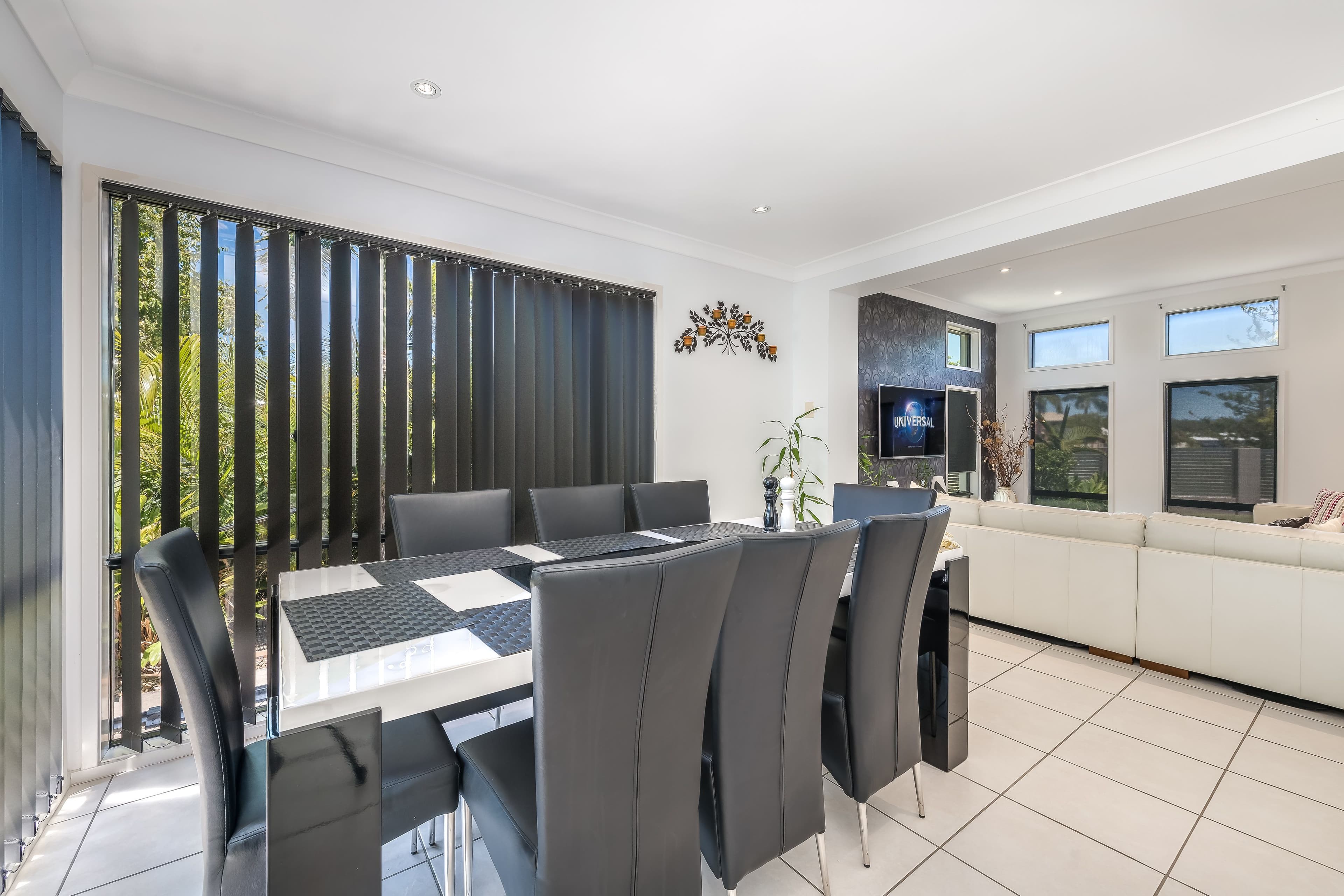 1 Torrevella Vista, Coombabah QLD 4216, Coombabah - Thumbnail 7