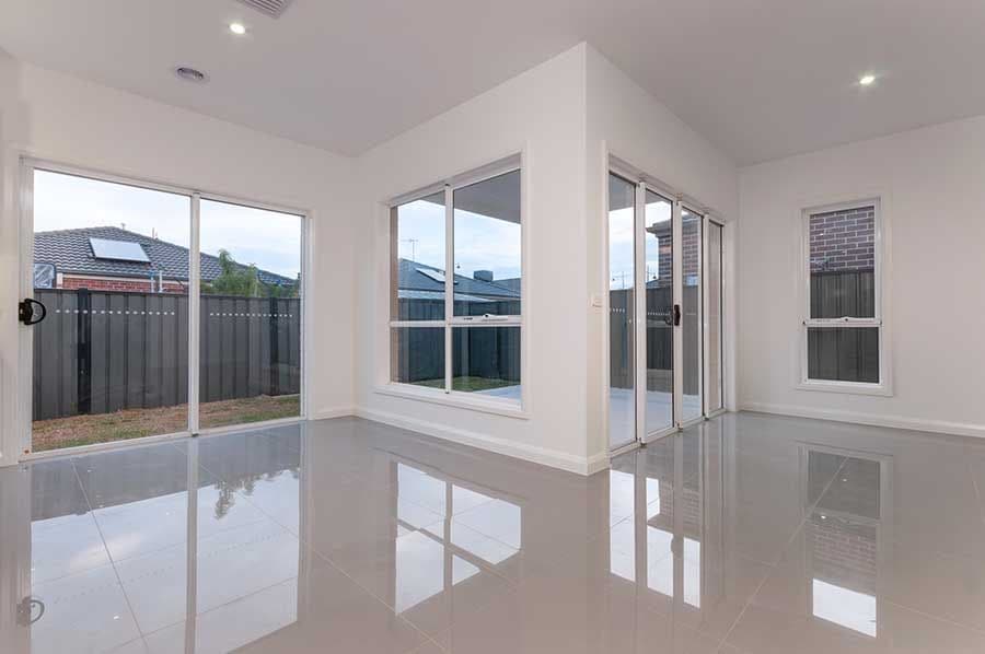 25 Viewmont Avenue, Craigieburn VIC 3064, Craigieburn - Thumbnail 5