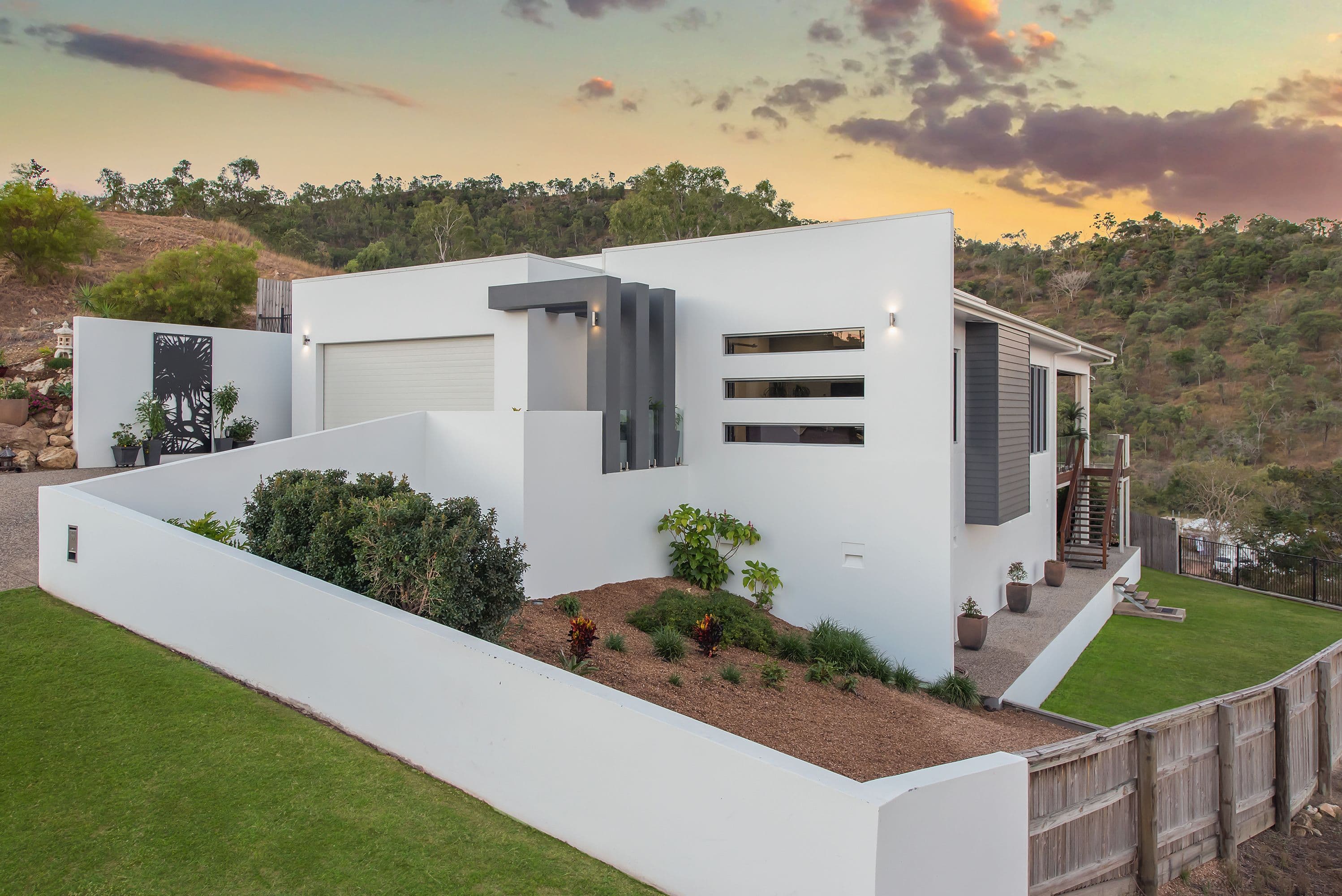 33 Zoe Court, Mount Louisa QLD 4814, Mount Louisa - Image 1