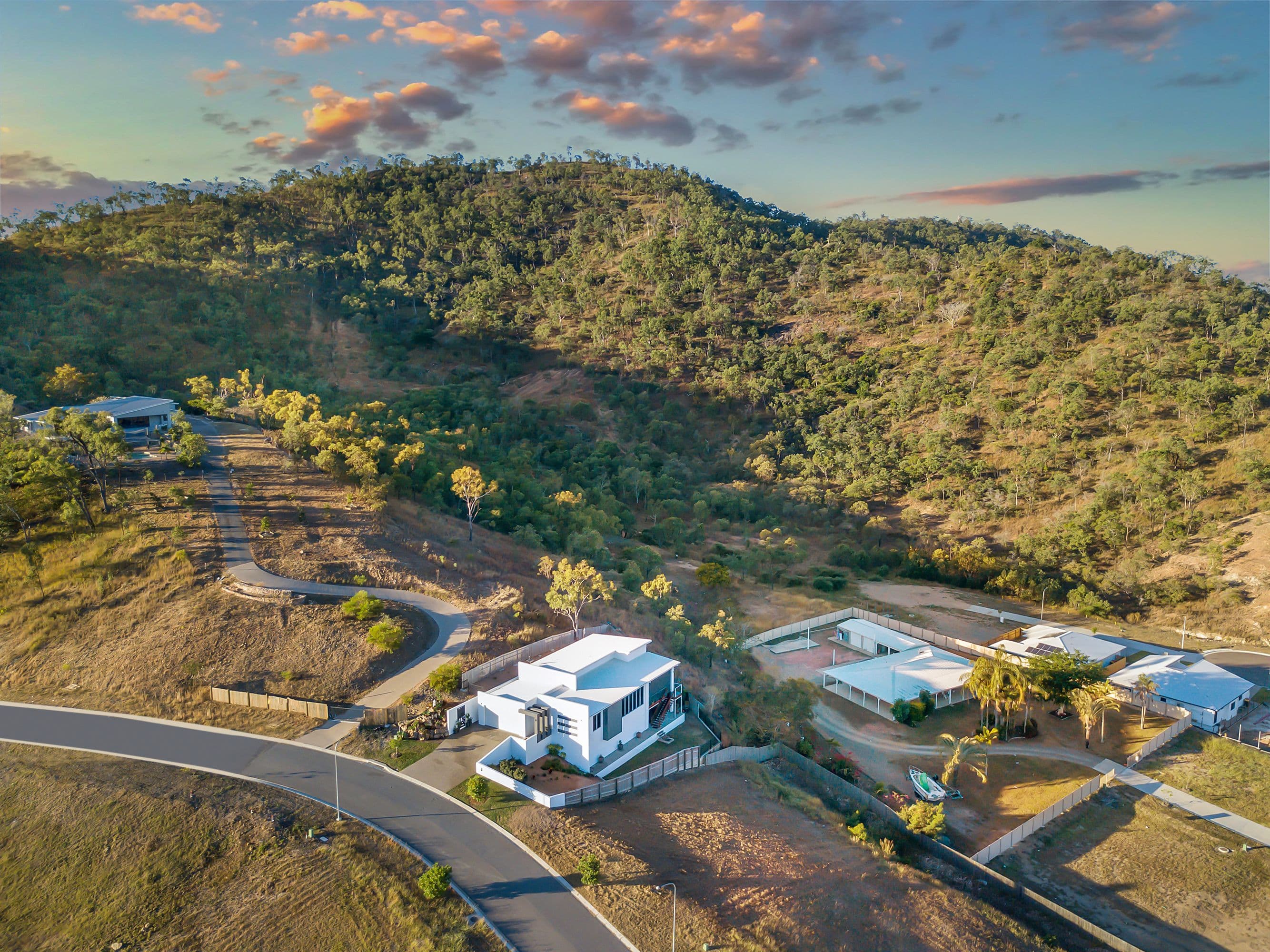 33 Zoe Court, Mount Louisa QLD 4814, Mount Louisa - Thumbnail 5