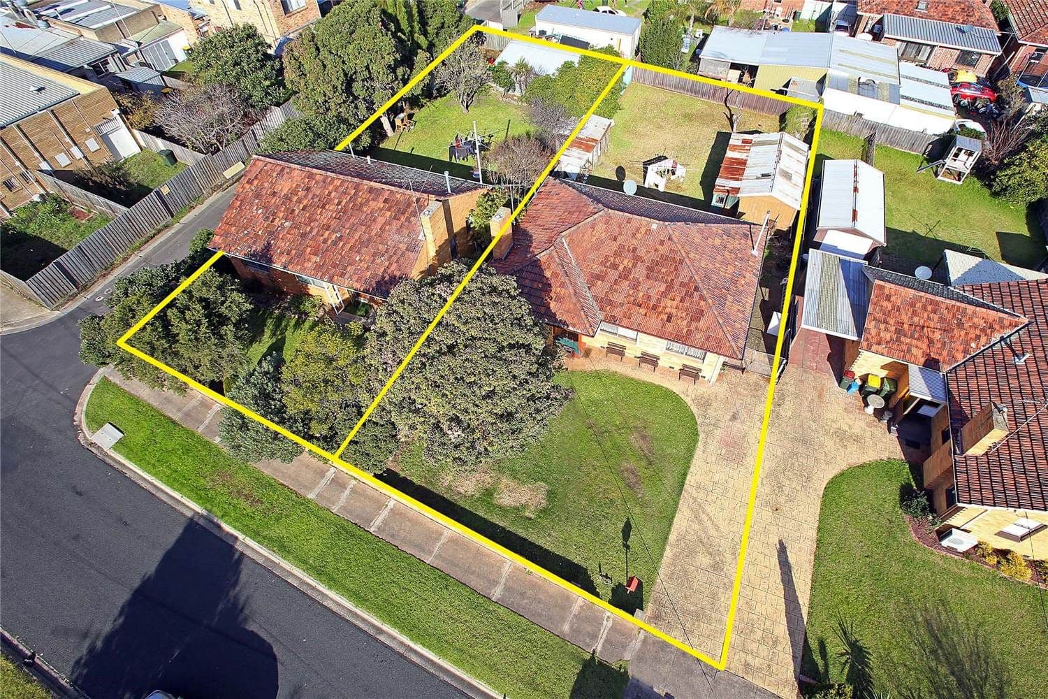 25 Dearborn Parade, CORIO VIC 3214, Corio - Image 1
