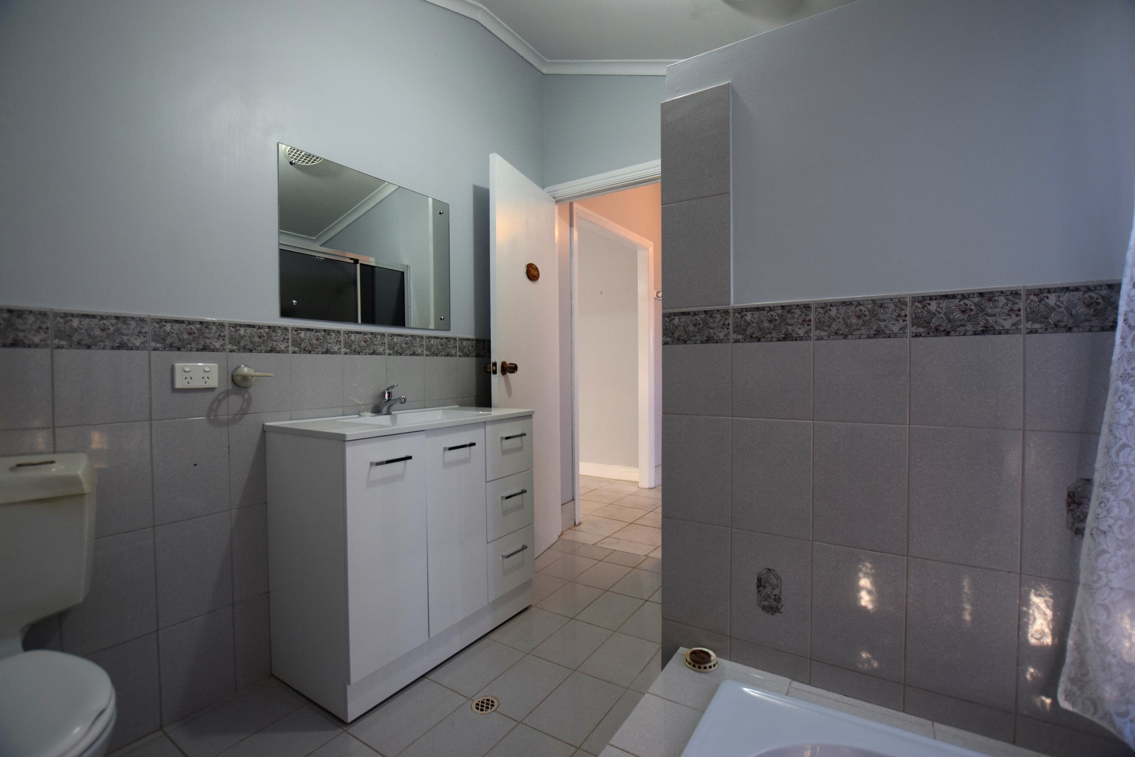 32 Johnson Avenue, Stirling North SA 5710, Stirling North - Thumbnail 4