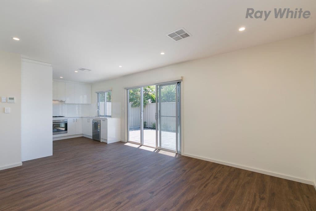 20B Raymond Avenue, Seaton SA 5023, Seaton - Thumbnail 2
