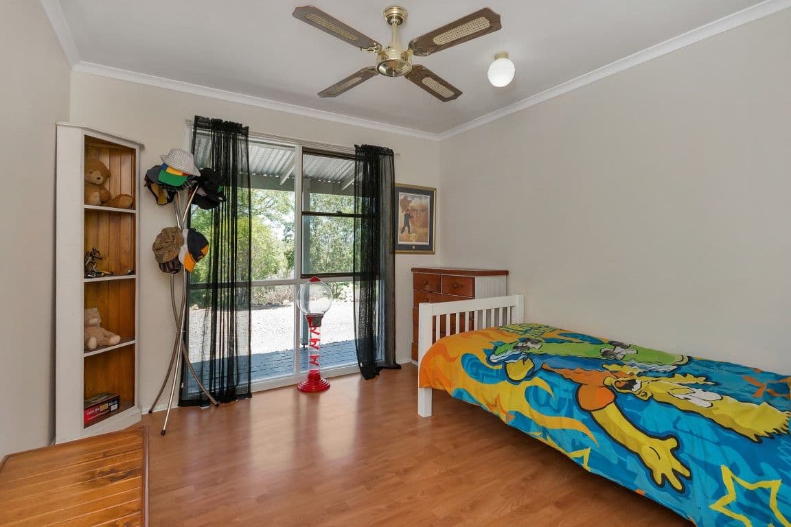 6 Nichols Drive, Glencoe QLD 4352, Glencoe - Thumbnail 8