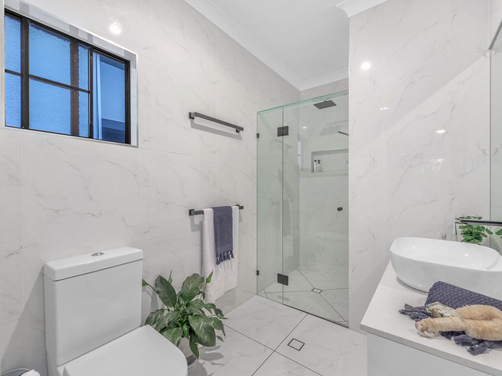 57 Wyena Street, Camp Hill QLD 4152, Camp Hill - Thumbnail 8