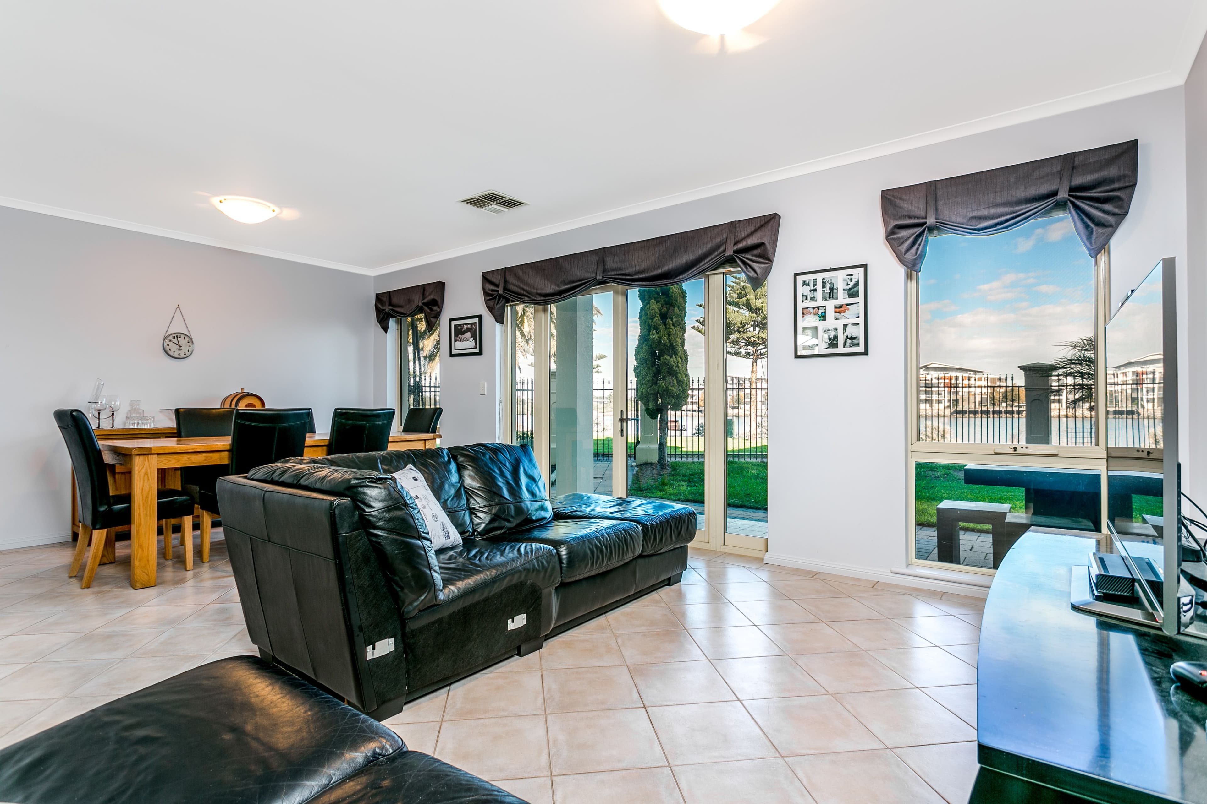 9 Sarnia Way, Port Adelaide SA 5015, Port Adelaide - Thumbnail 4