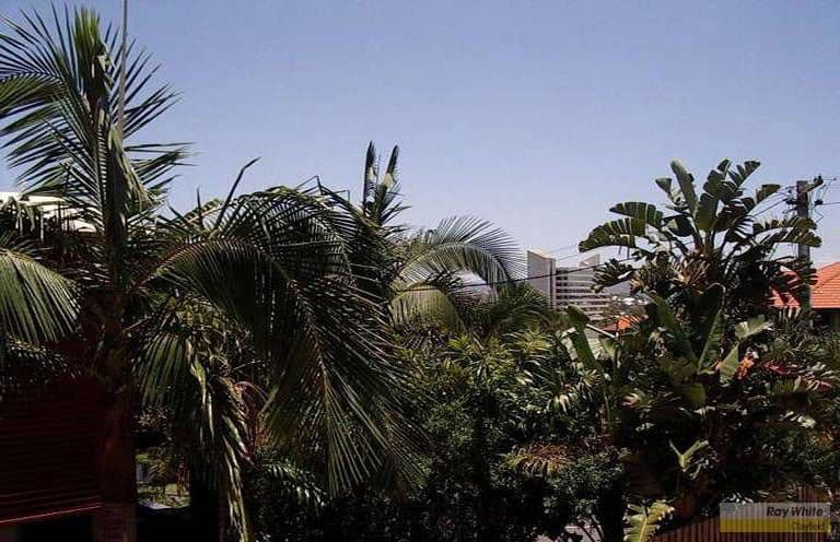 24 Whytecliffe Street, ALBION QLD 4010, Albion - Thumbnail 2