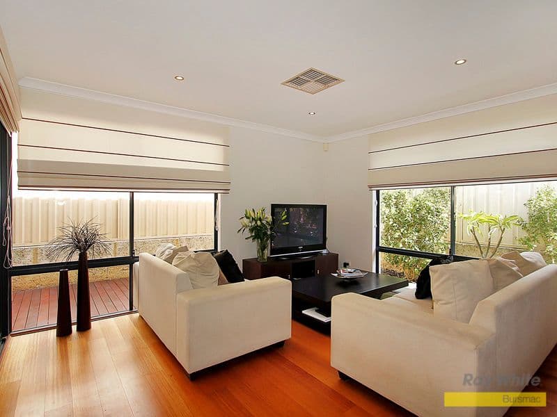 18 Barcelona Terrace, HOCKING WA 6065, Hocking - Thumbnail 6