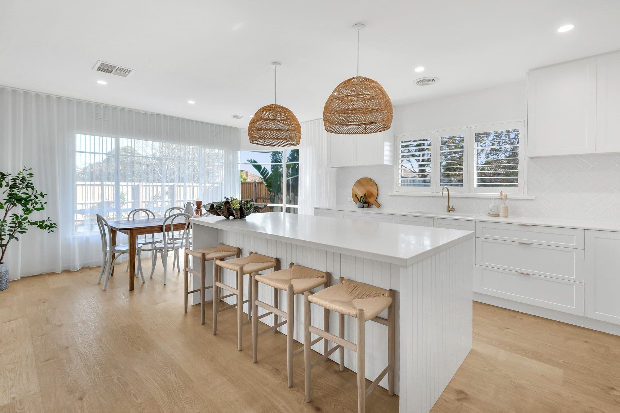 37 Anderson Street, Werribee VIC 3030, Werribee - Thumbnail 3