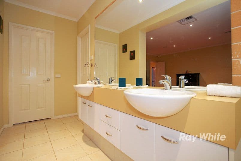 170 Blackwood Park Road, ROWVILLE VIC 3178, Yan Yean - Thumbnail 7