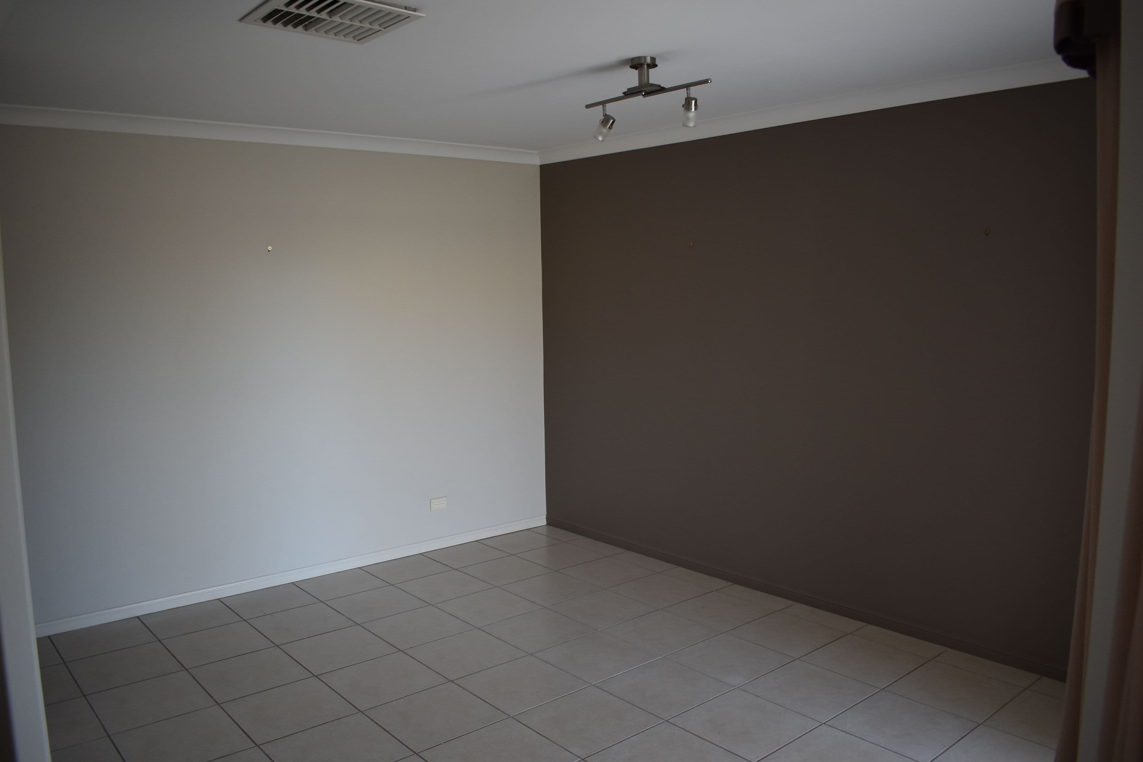 51 Crinum Crescent, Emerald QLD 4720, Emerald - Thumbnail 6