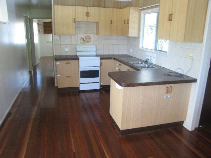 1 Currawong Street, SLADE POINT QLD 4740, Slade Point - Thumbnail 2