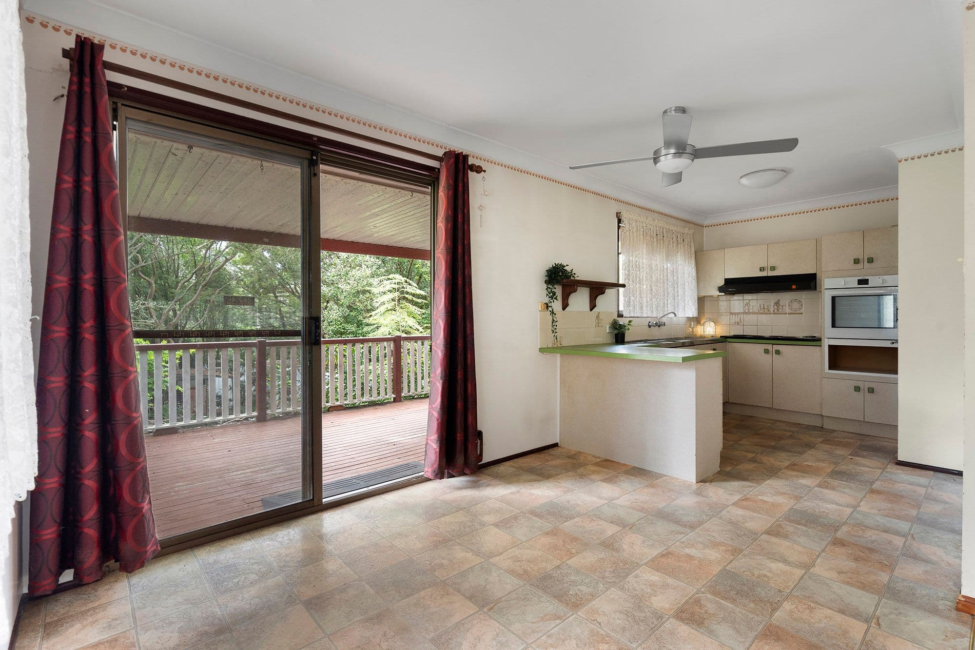 7 Osborne Court, Loganholme QLD 4129, Loganholme - Thumbnail 5