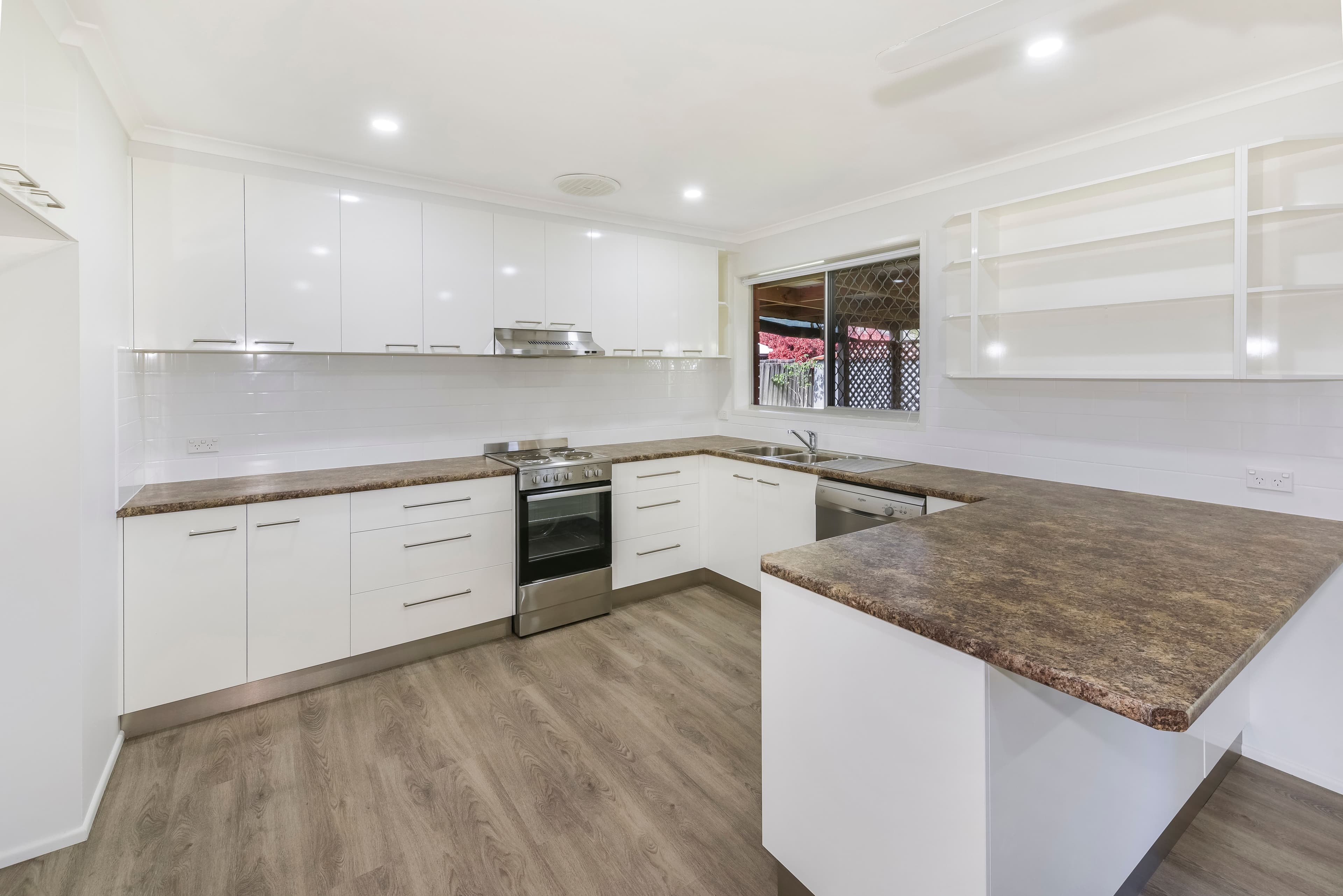 16 Gannawarra Street, Currimundi QLD 4551, Currimundi - Thumbnail 4