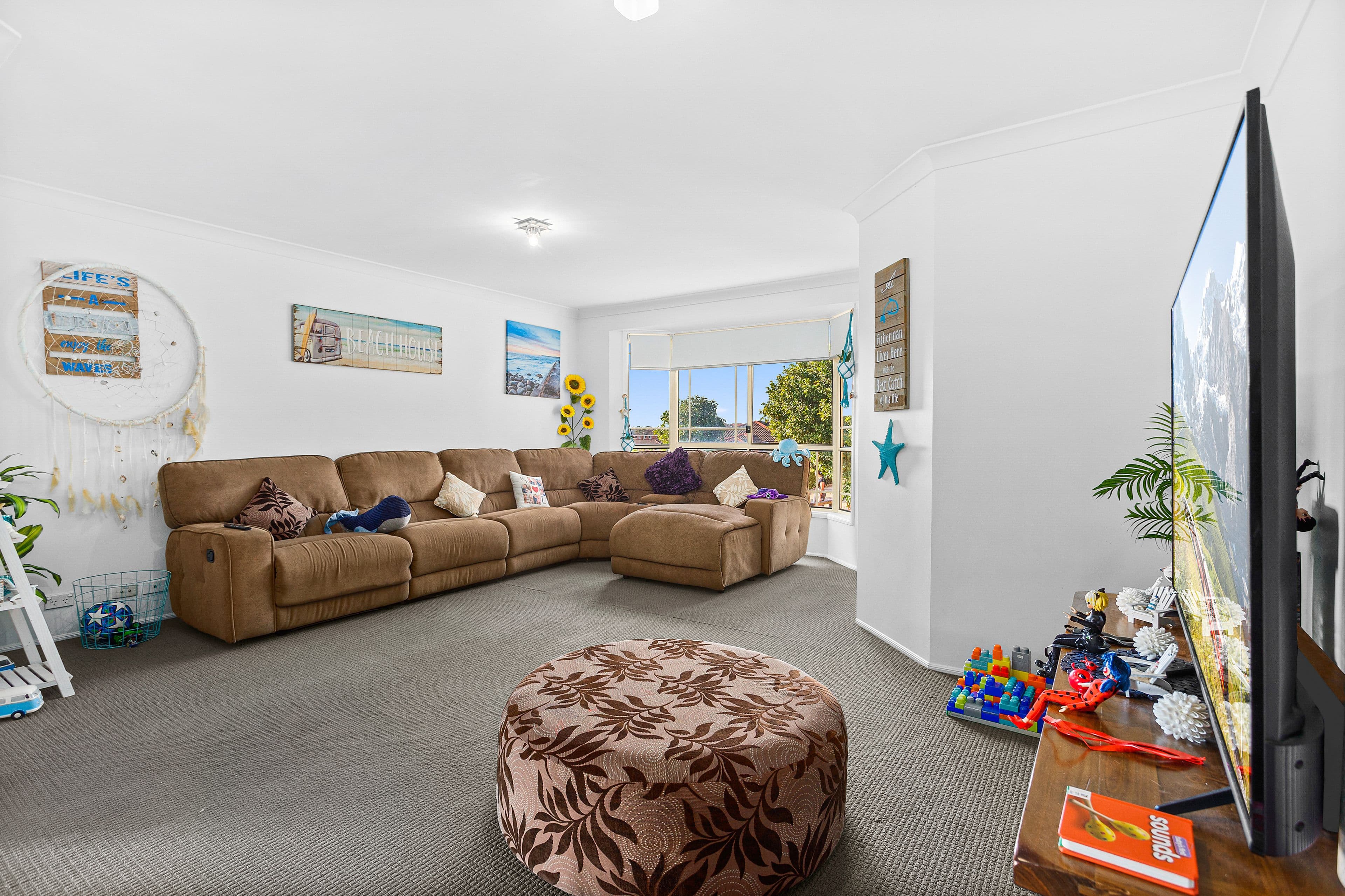 24 Eucumbene Avenue, Flinders NSW 2529, Flinders - Thumbnail 2