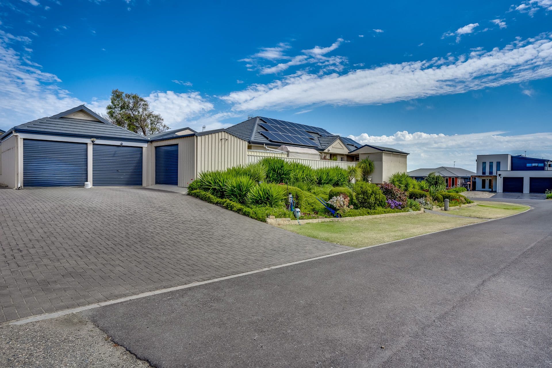 208 Excelsior Parade, Hindmarsh Island SA 5214, Hindmarsh Island - Thumbnail 3