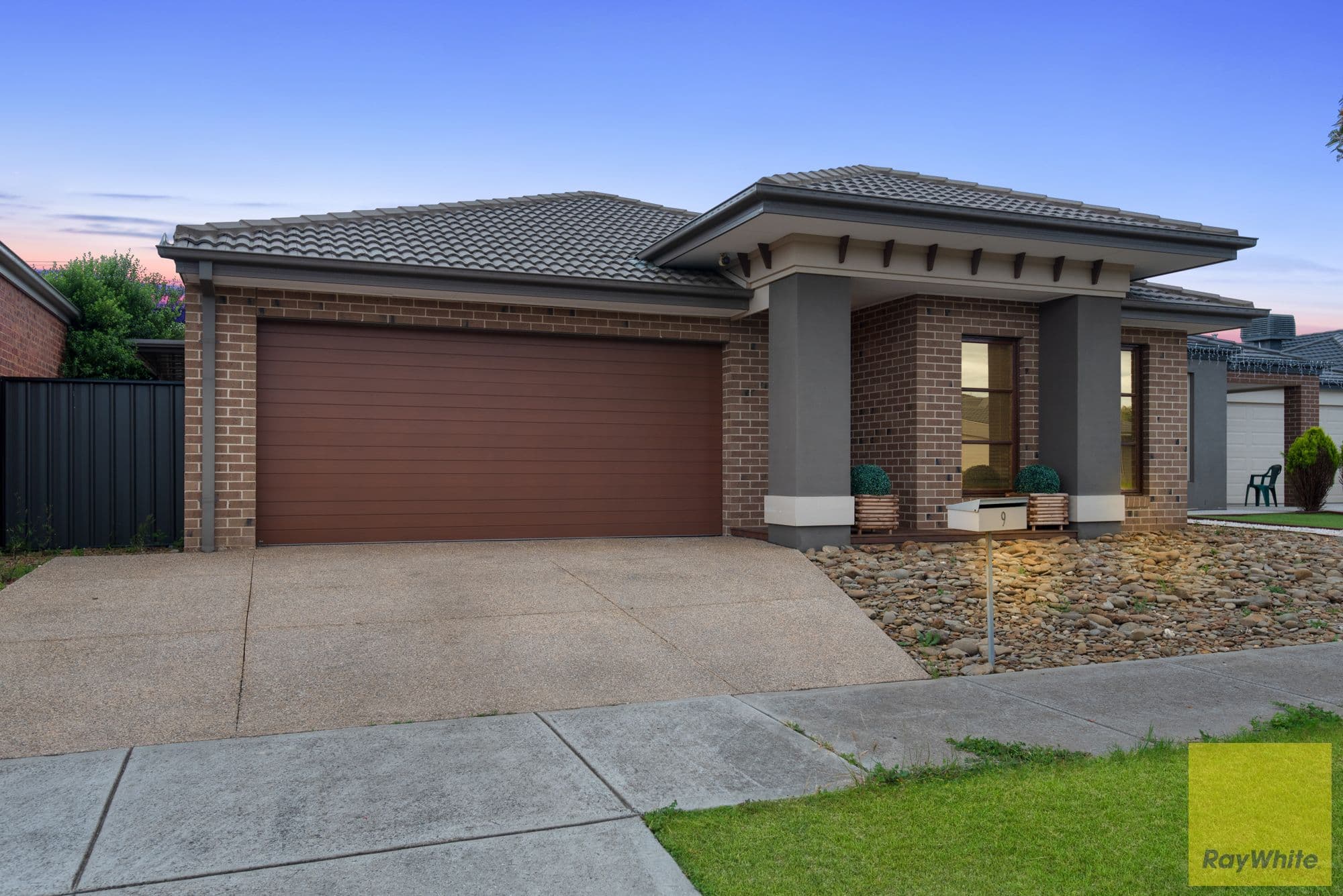 9 Faraday Court, Truganina VIC 3029, Truganina - Thumbnail 2