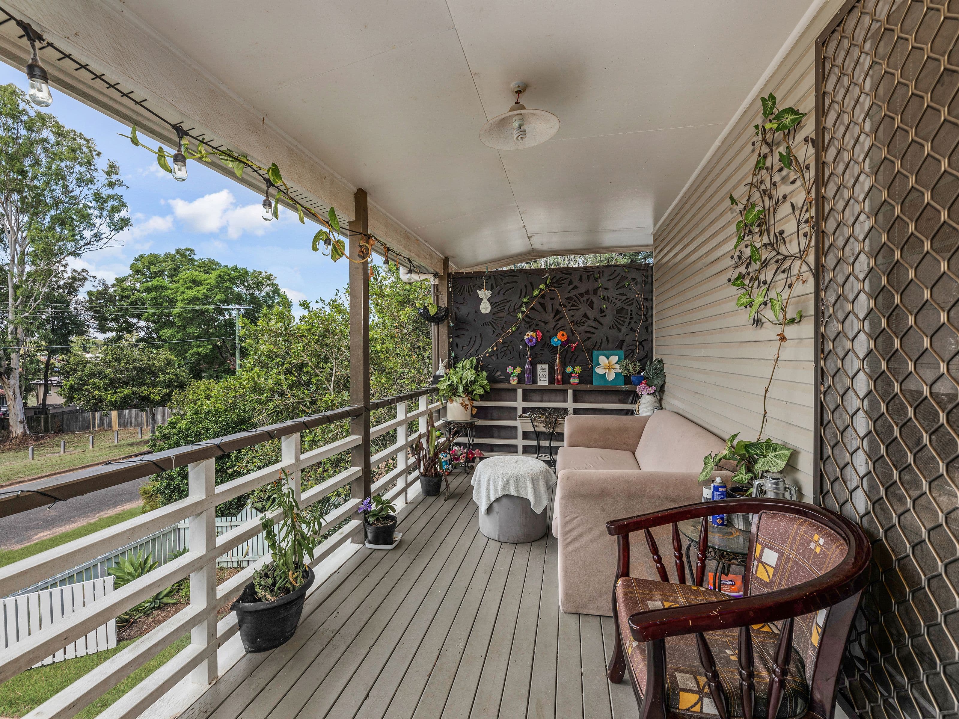 42 Wentworth Street, Leichhardt QLD 4305, Leichhardt - Thumbnail 2
